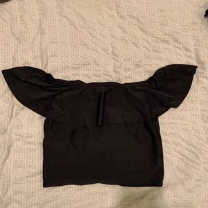 Kortni Jeane Ruffled around Swimsuit Top - Large